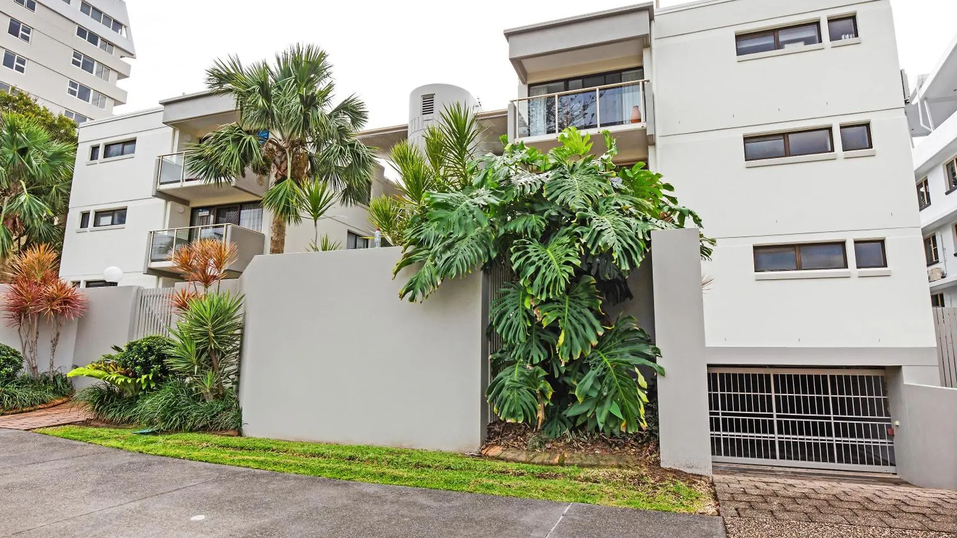 מולולאבה Lahaina Apartments