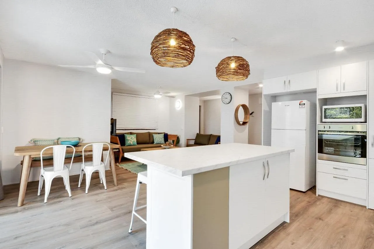 Lahaina Apartments Mooloolaba