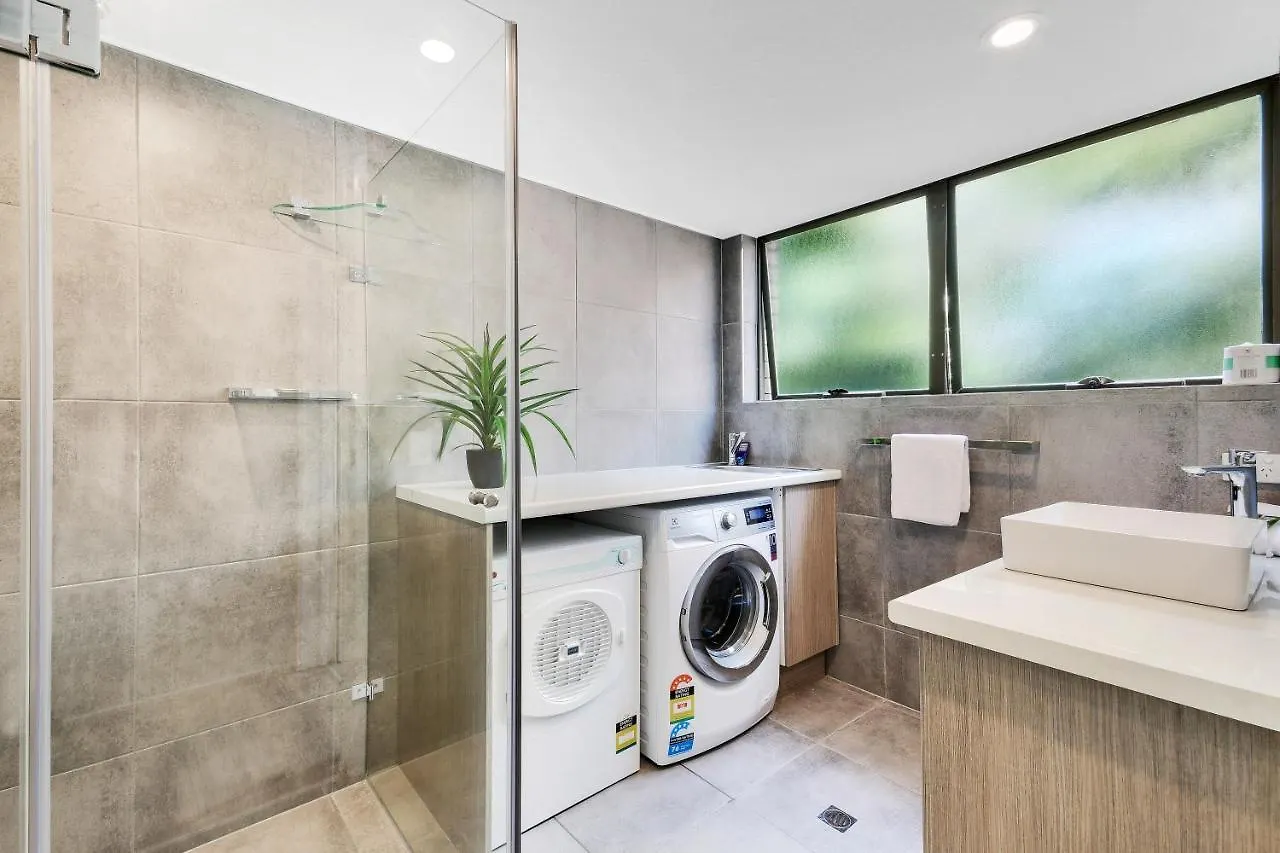 Lahaina Apartments Mooloolaba