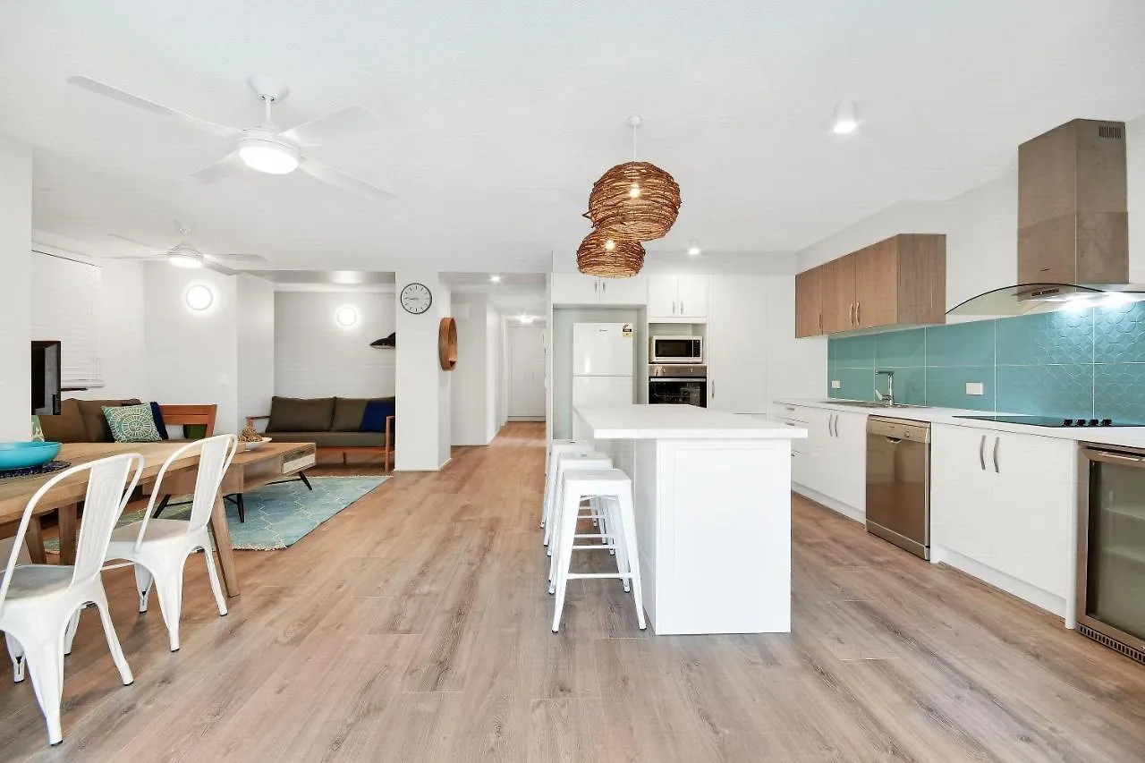 Lahaina Apartments Mooloolaba