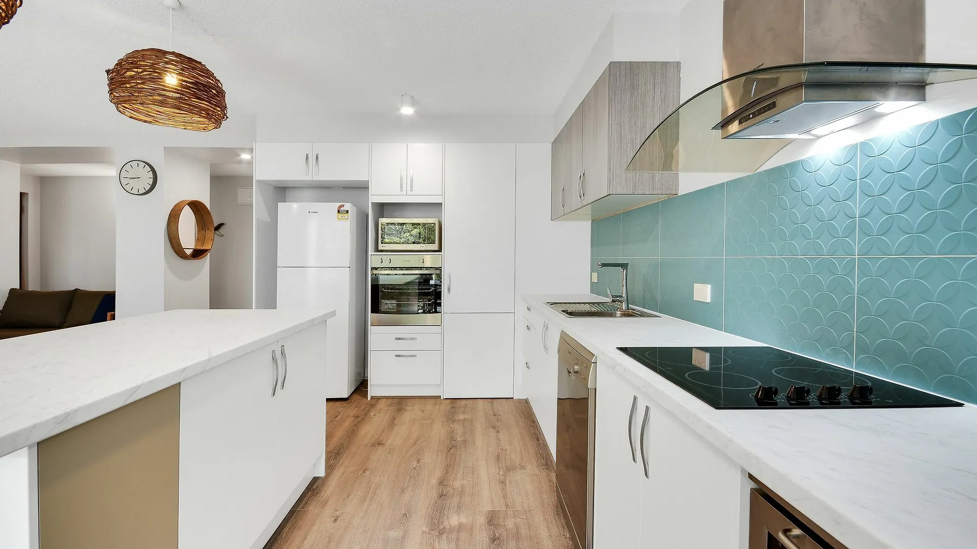 Lahaina Apartments Mooloolaba
